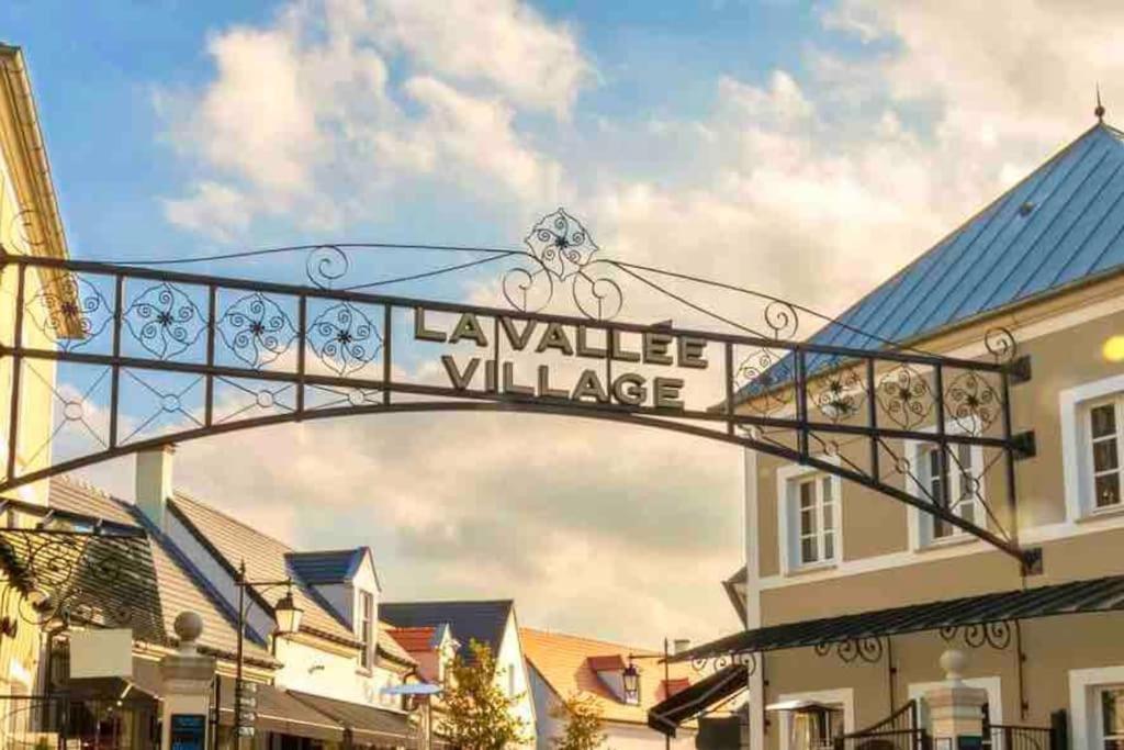 Le Regence, Terrasse, Serris Disney Екстериор снимка